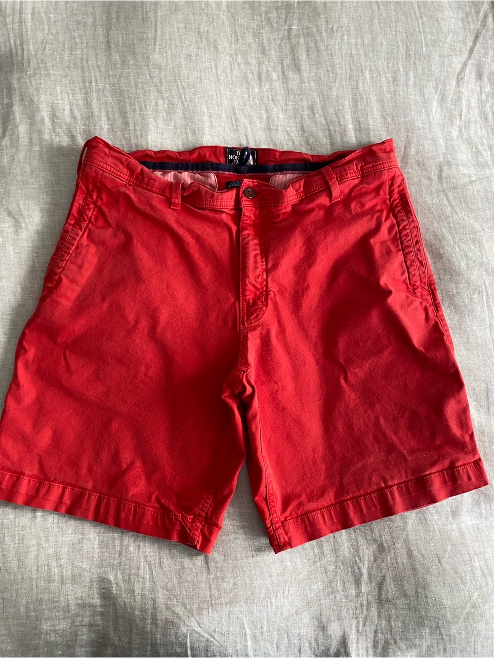 Mens North Face Vintage Shorts Size 36 Red Faded Flat Front 98 Cotton